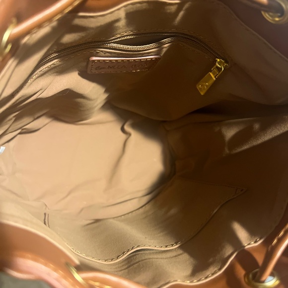 GLAMAHOLIC MEDIUM MONOGRAM BUCKET BAG - Picture 11 of 14